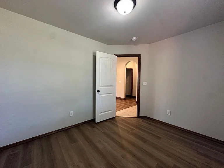 11008 SW 36th St — Photo 41
