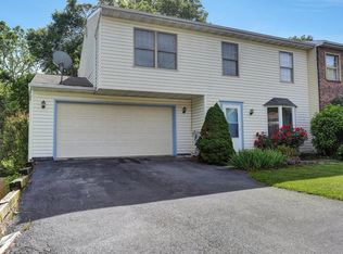 1104 Williamsburg Rd, Lancaster, PA 17603