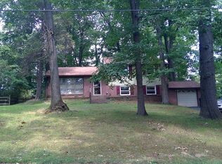 688 Crestwood Rd, Wayne, PA 19087