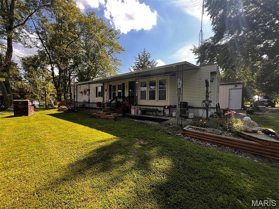 1st image of 8360 Club Ln