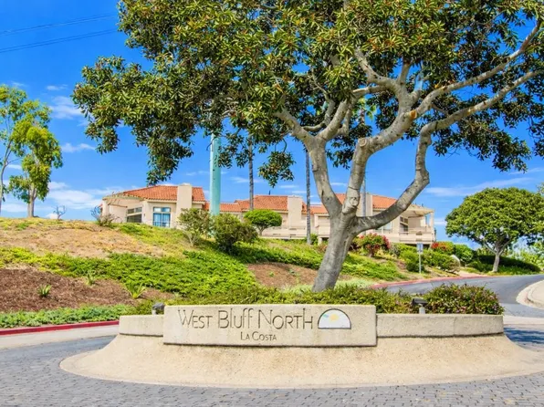 1947 Swallow Ln, Carlsbad, CA 92009