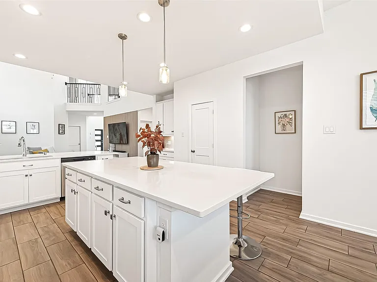 7019 Snow Finch Ln — Photo 15