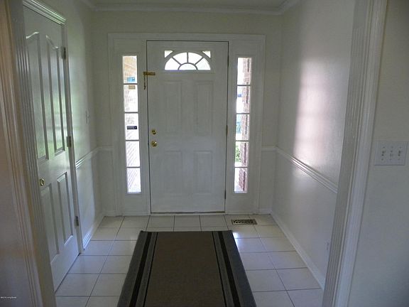 4th image of 6710 Black Locust Way