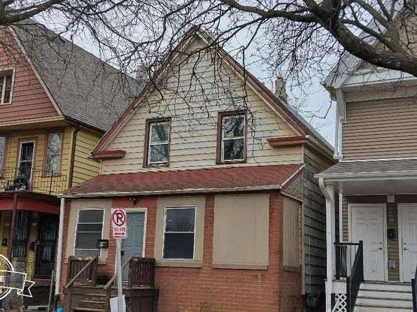 2037 North 40th STREET, Milwaukee, WI 53208