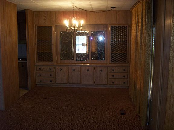 4th image of 651 Taschner Dr