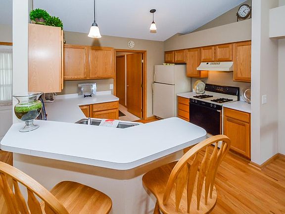 4th image of 6793 Jenny Ln