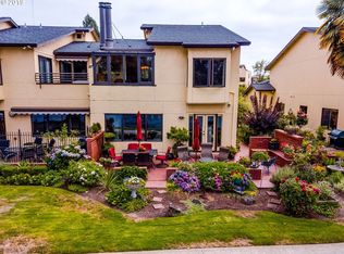 571 Wimbledon Ct, Eugene, OR 97401