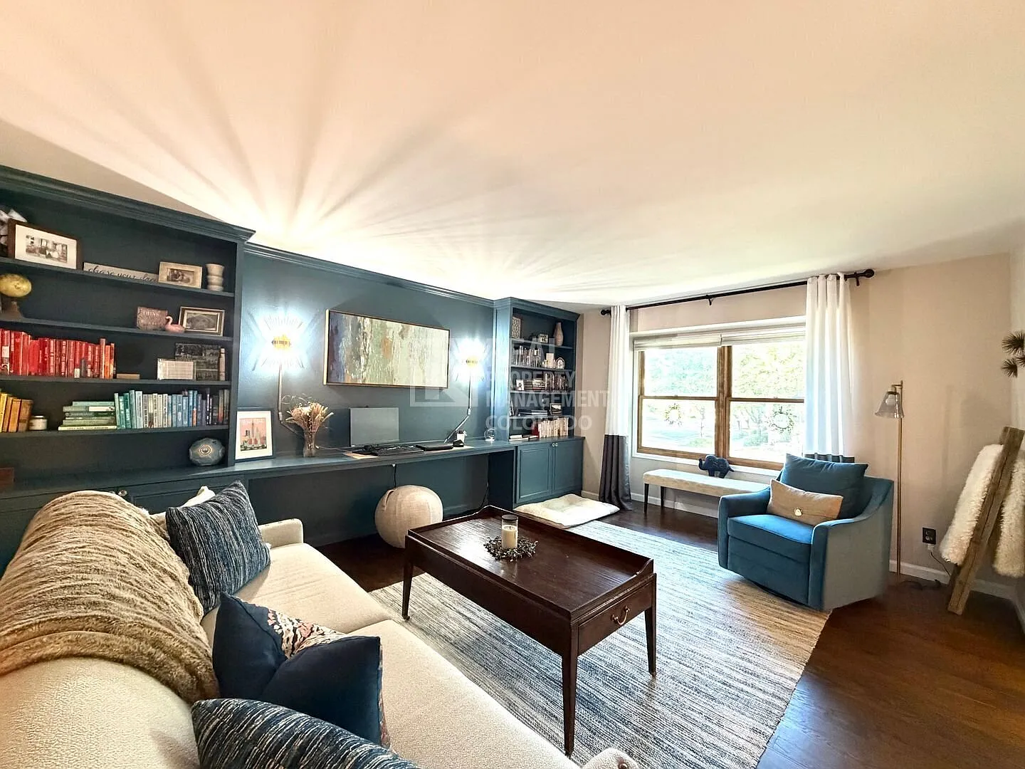 Spacious Centennial Home with Vaulted Ceilings, Skylights, Office Space & Expansive Outdoor Living — Photo 3