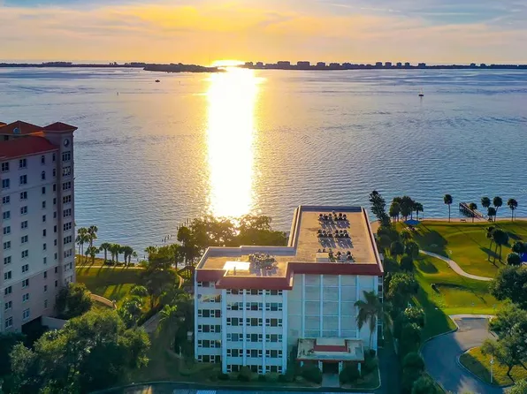 1100 Imperial Dr Unit 403, Sarasota, FL 34236