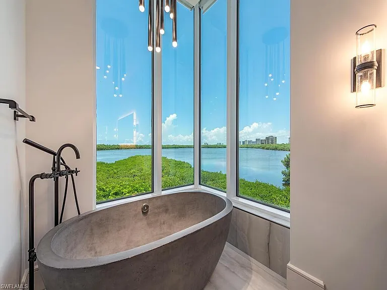 60 Seagate Dr #305 — Photo 12