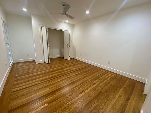 5th image of 3592 Pierce St #3592