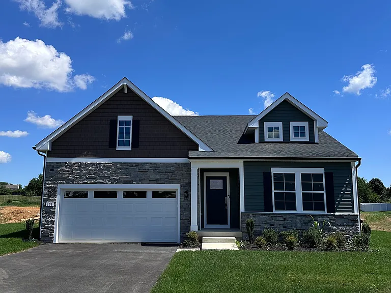 151 Capulet Ct — Photo 1