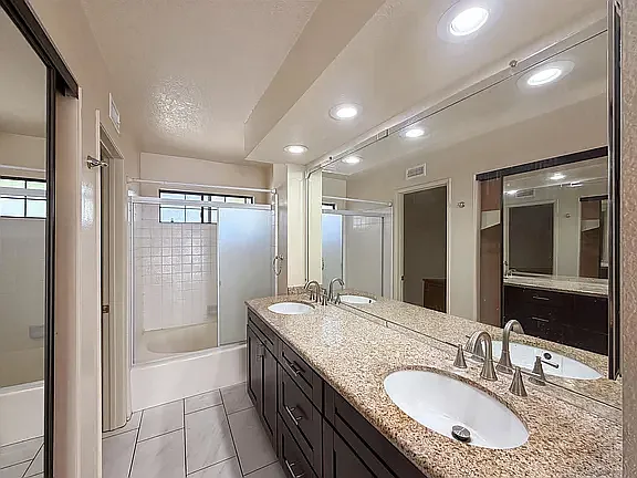 3 bed, 1573 sqft, $4,000 — Photo 4