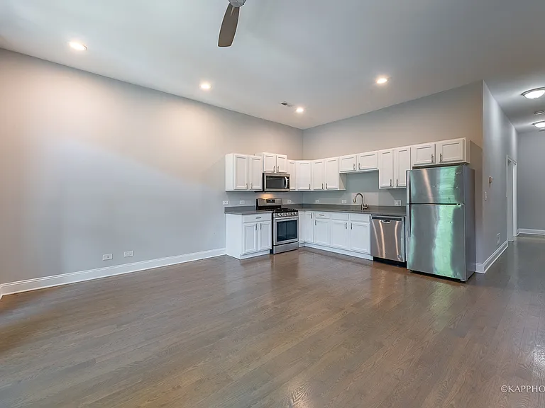 1620 W Warren Blvd #2F — Photo 5