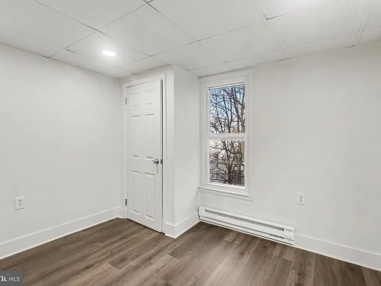 335 Poplar St — Photo 12
