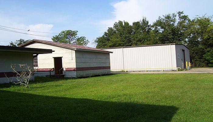 2nd image of 2675 4th St