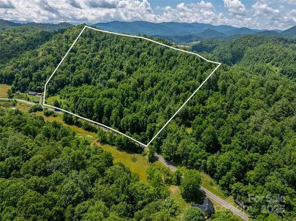 522 Langford Branch Rd, Burnsville, NC 28714