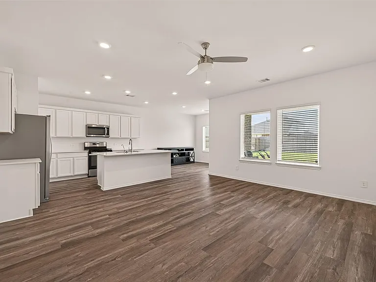 6107 Ginevra Summers Dr — Photo 10