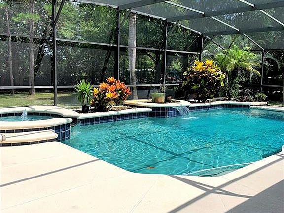 5th image of 2813 Waldens Pond Cv