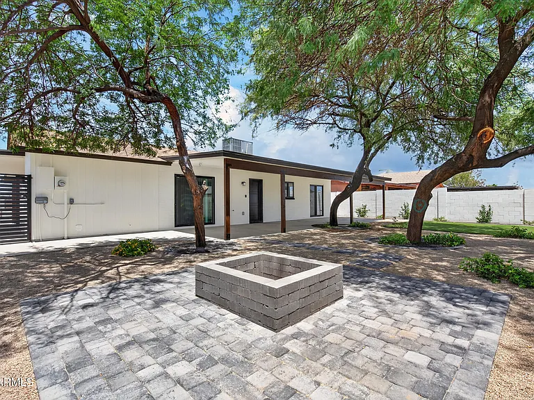 5407 W Holly St — Photo 14