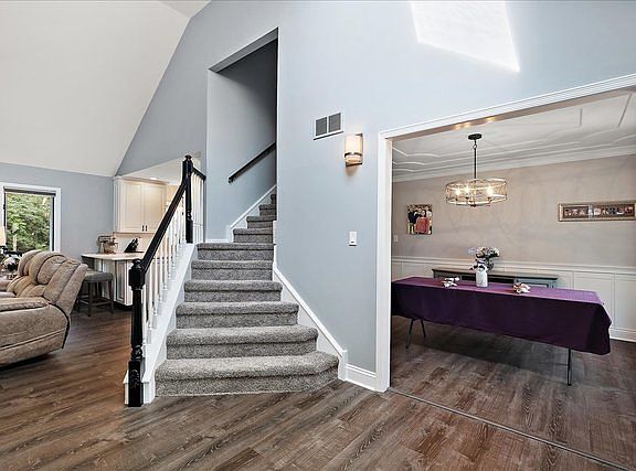 4th image of 16609 W Saddlewood Dr