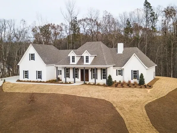 6010 Hunters Hill Ln, Auburn, AL 36830