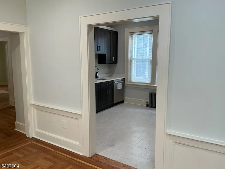 176 Weequahic Ave #2 — Photo 3