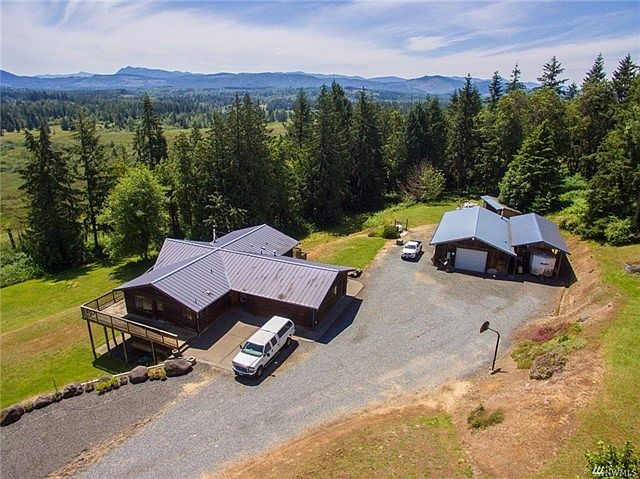 1st image of 3818 403rd St E
