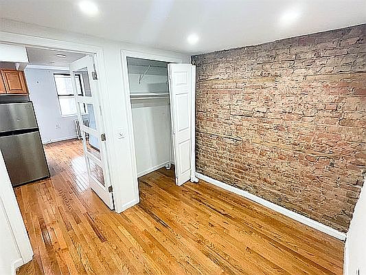 3rd image of 153 A Ave #10