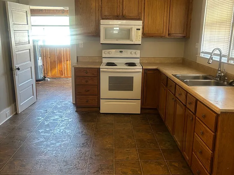 2063 Chesnee Hwy — Photo 6