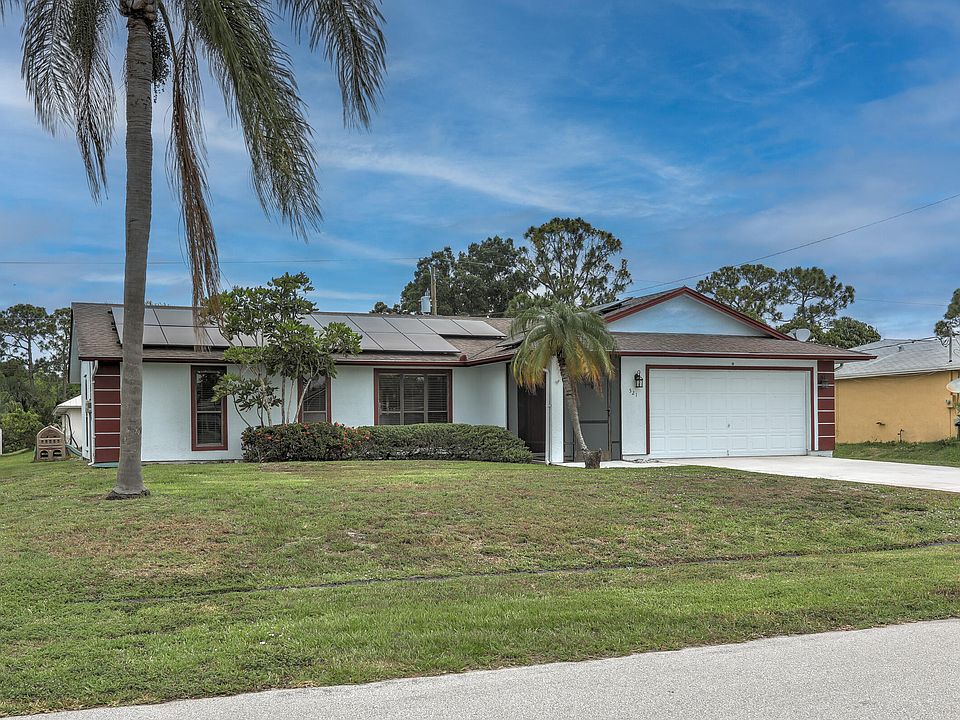 1st image of 521 SW Bacon Terrace