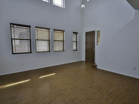 4th image of 54 W Camino Cuesta Abajo