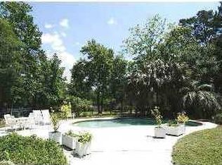 1928 Long Creek Rd, Wadmalaw Island, SC 29487