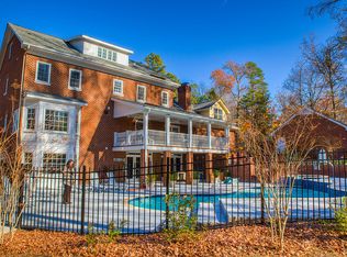 2801 Cross Country Rd, Charlotte, NC 28270
