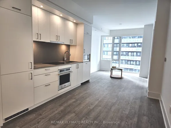 470 Front St W #1303, Toronto, ON M5V 0V6