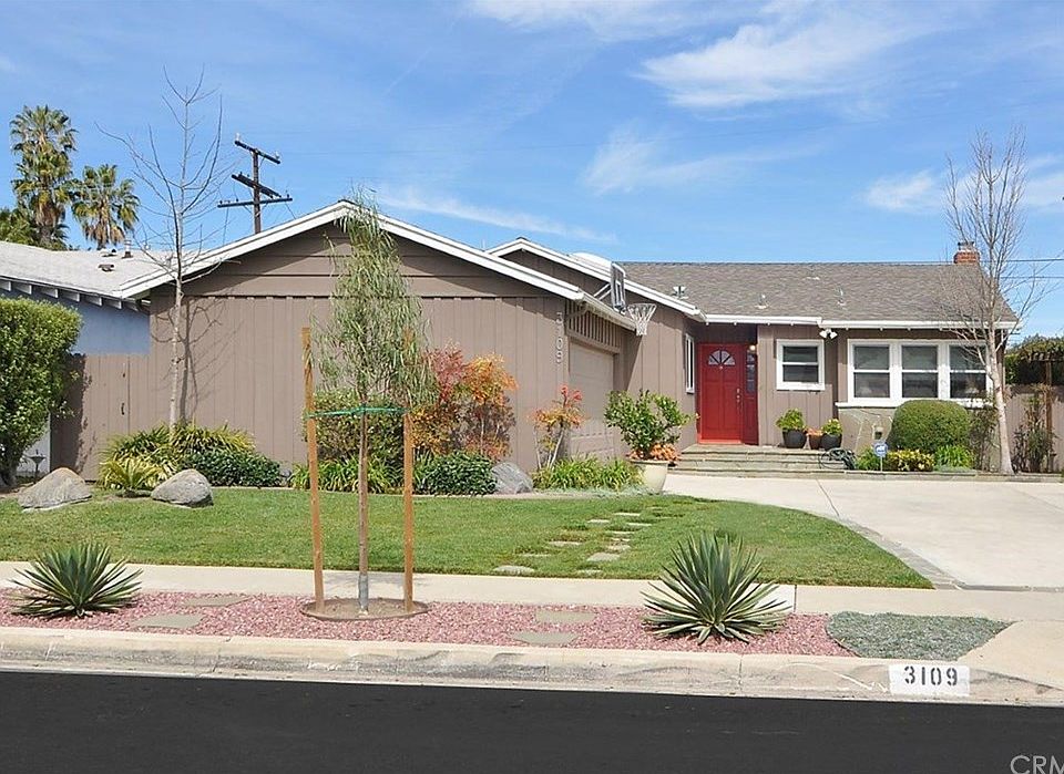 1st image of 3109 Onrado St