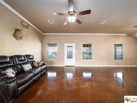4th image of 3302 N Sun Cir
