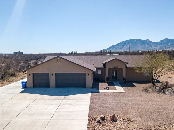 6110 E Mombasa Ln, Hereford, AZ 85615