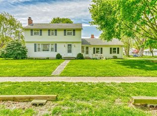 180 Seth Land Dr, Rochester, NY 14617