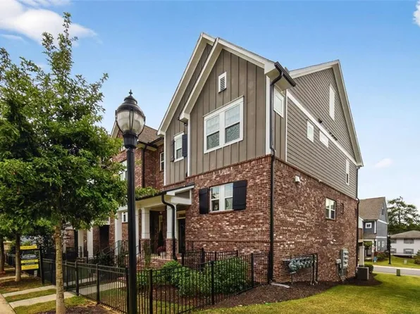2748 Bell Dr SE, Smyrna, GA 30080