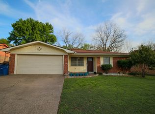 1712 Lyndale Dr, Ennis, TX 75119