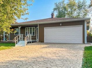 1013 Adams St, Elgin, IL 60123