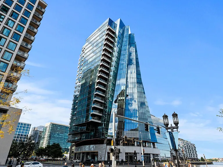 150 Seaport Blvd #C — Photo 22