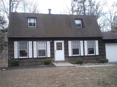 19 Greenway W, Sloatsburg, NY, 10974