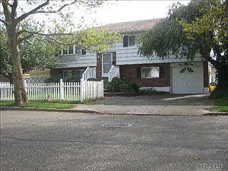 1st image of 131 Greenway Dr