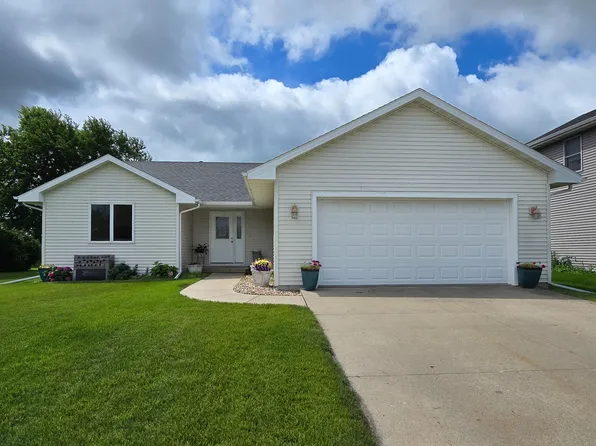 5438 Clemens Blvd, Ames, IA 50014