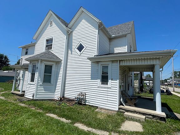 2nd image of 404 S 1st St