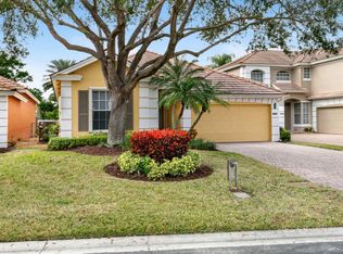 8337 Heritage Club Dr, West Palm Beach, FL 33412