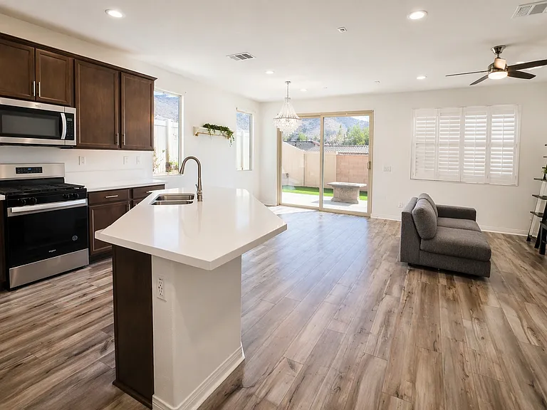 8167 Elissa Dr — Photo 3