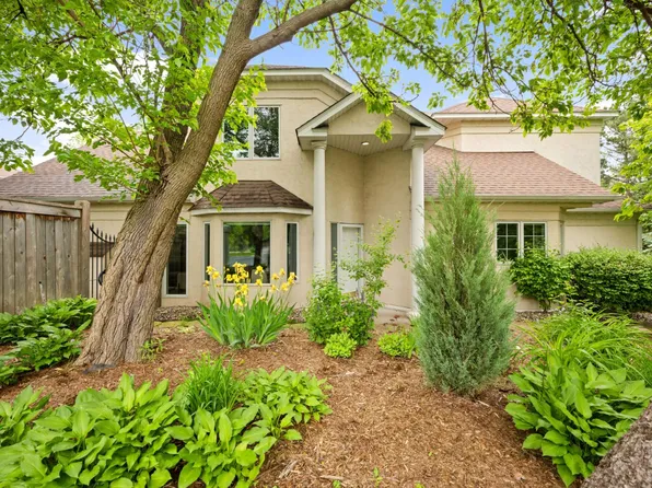 3376 Breconwood Cir, Wayzata, MN 55391